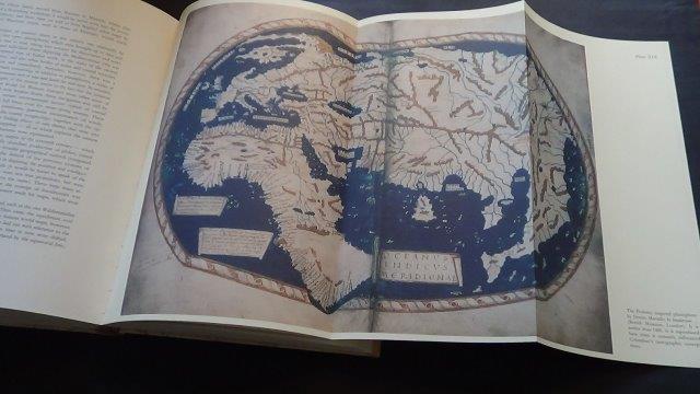Ferro, Gaetano - The Genoese cartographic tradition and Christopher Columbus.