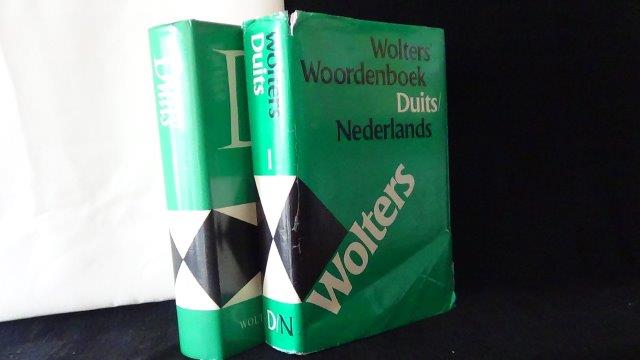 Gelderen, I. van red., - Wolters' woordenboek Duits/Nederlands en Nederlands/Duits.